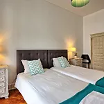 Sao Pedro 30 Guests *