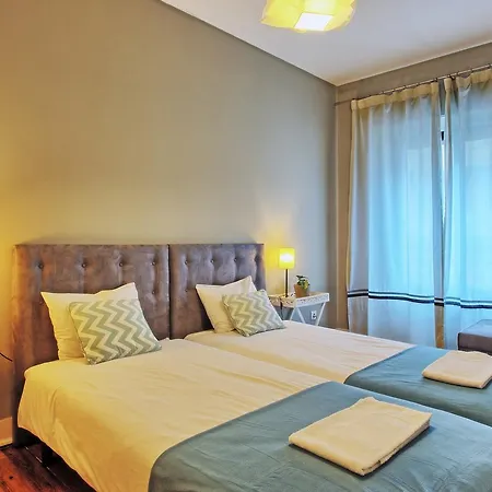 Апартаменты Sao Pedro 30 Guests