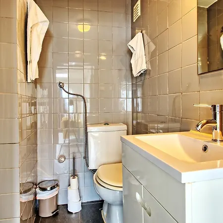 Sao Pedro 30 Guests Apartament Lizbona