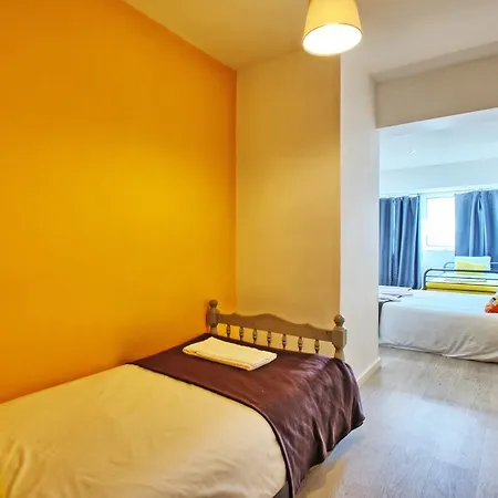 Апартаменты Sao Pedro 30 Guests Лиссабон