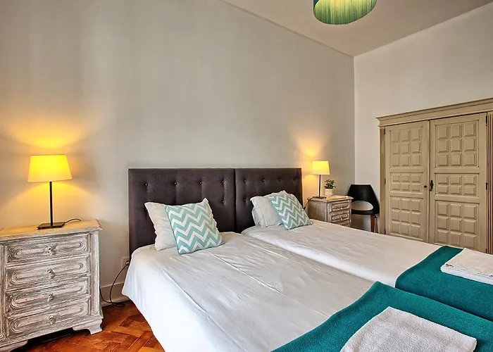 Sao Pedro 30 Guests *