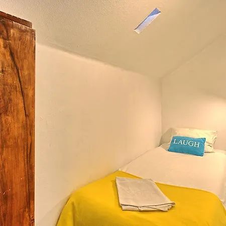 Sao Pedro 30 Guests リスボン